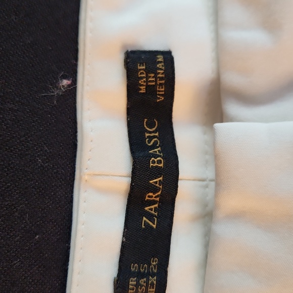 Zara basic size Small white short shorts - Picture 3 of 5